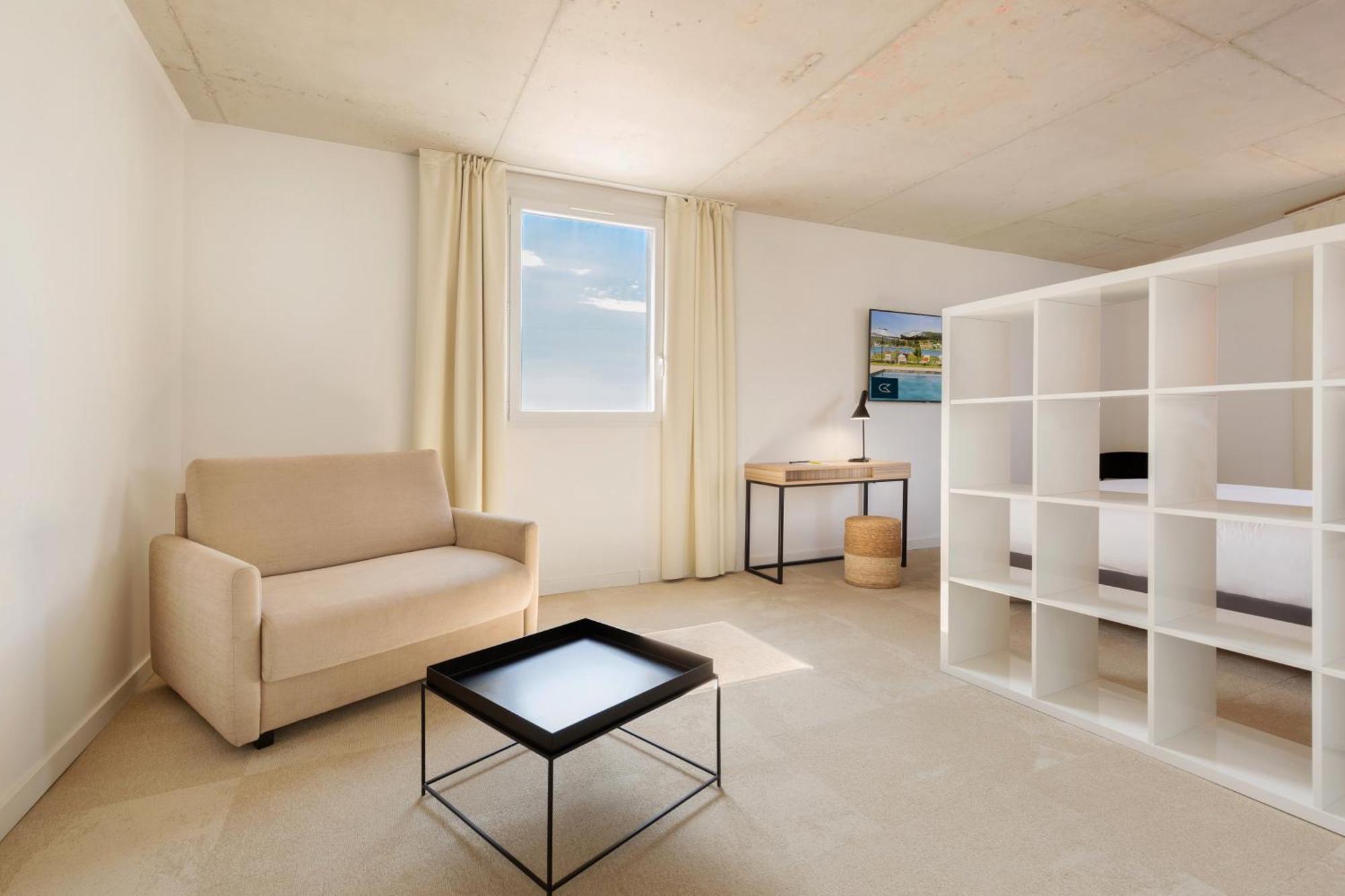 Golden Tulip Hotel & Rooftop Martigues Provence Room photo
